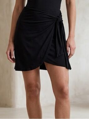 Cynthia Rowley Black Mini Wrap Skirt Medium